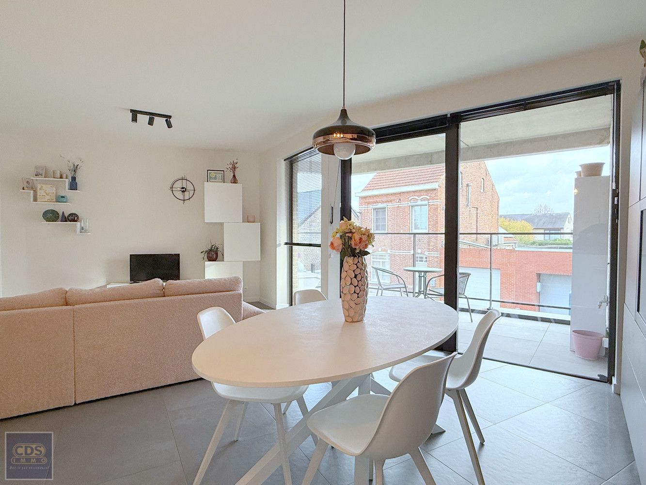 Instapklaar 2-slaapkamerappartement foto 6