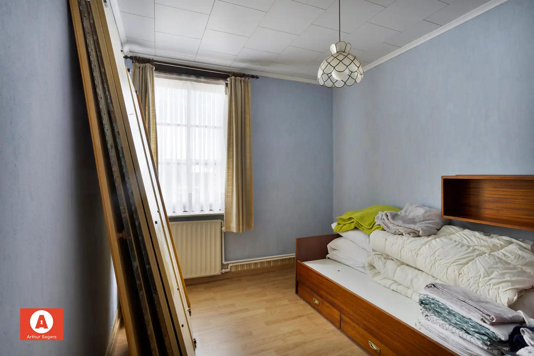 Te renoveren woning met werkhuis en ruime tuin foto 16