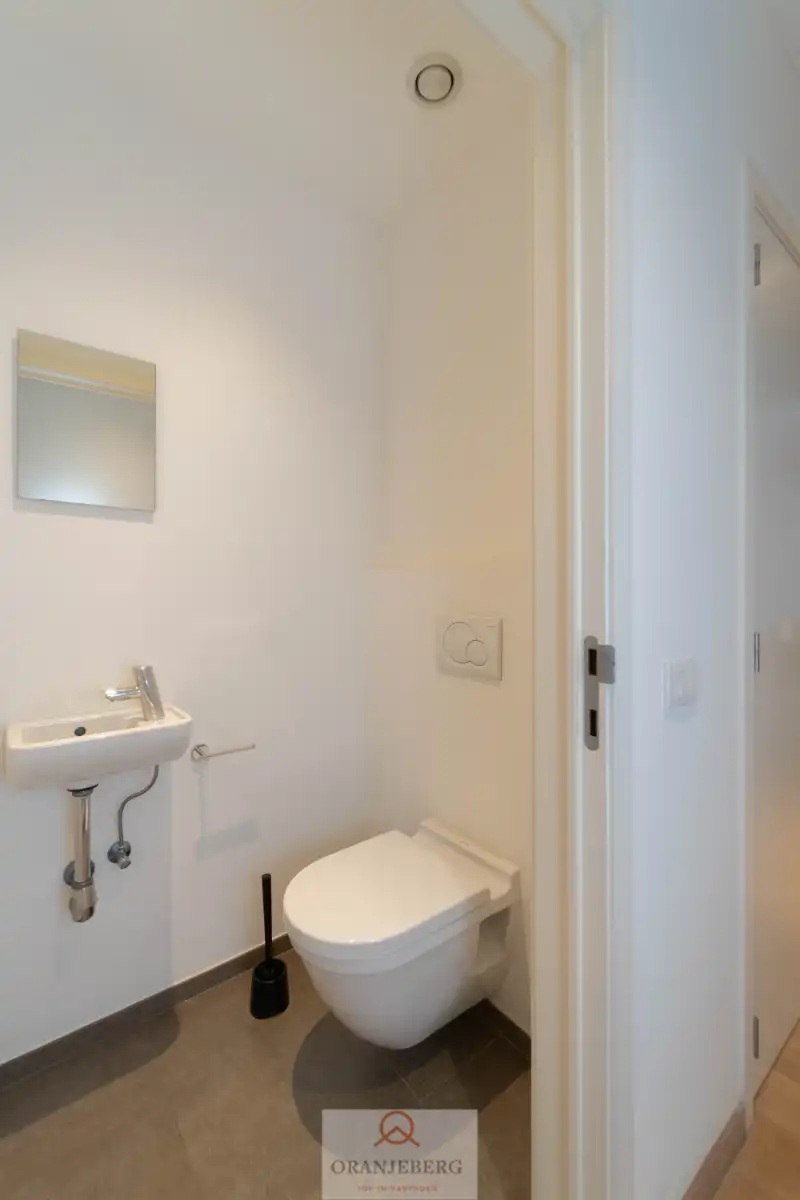 Luxueus ruim twee-slaapkamer appartement in Herenhuis - centrum Gent foto 25