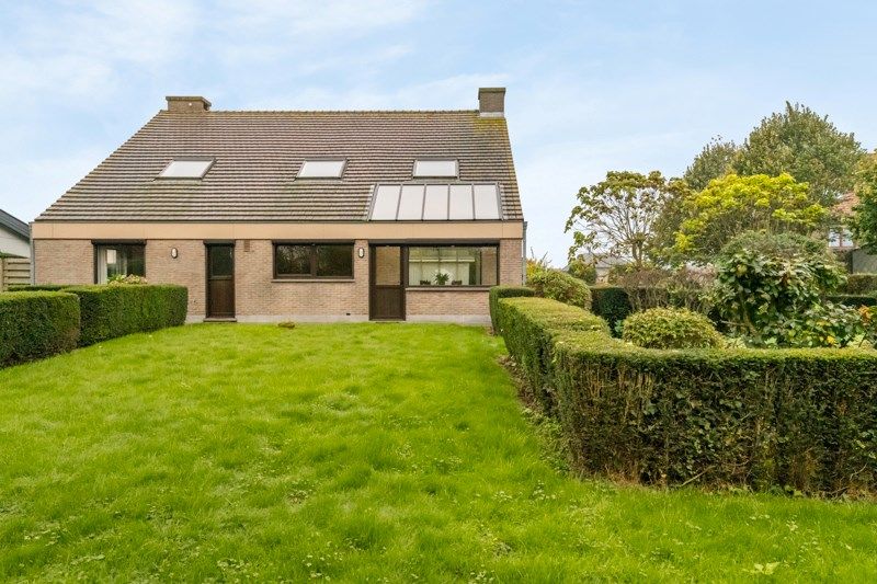 Zeer ruime gezinswoning met prachtige tuin op een perceel van 1806 m² te Gistel foto 25