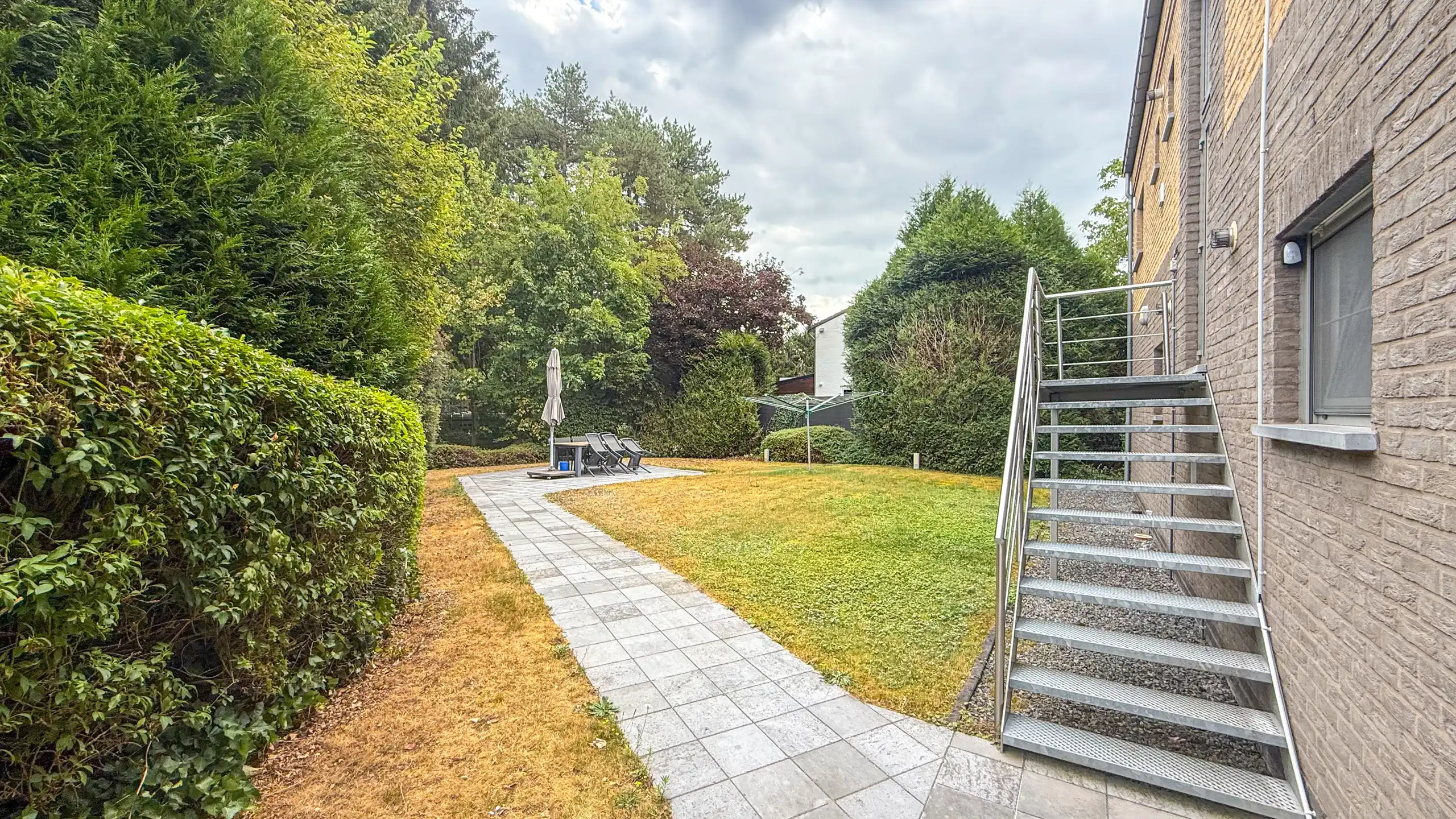 Duplexappartement met 3 slpks, terras en groene omgeving! foto 32