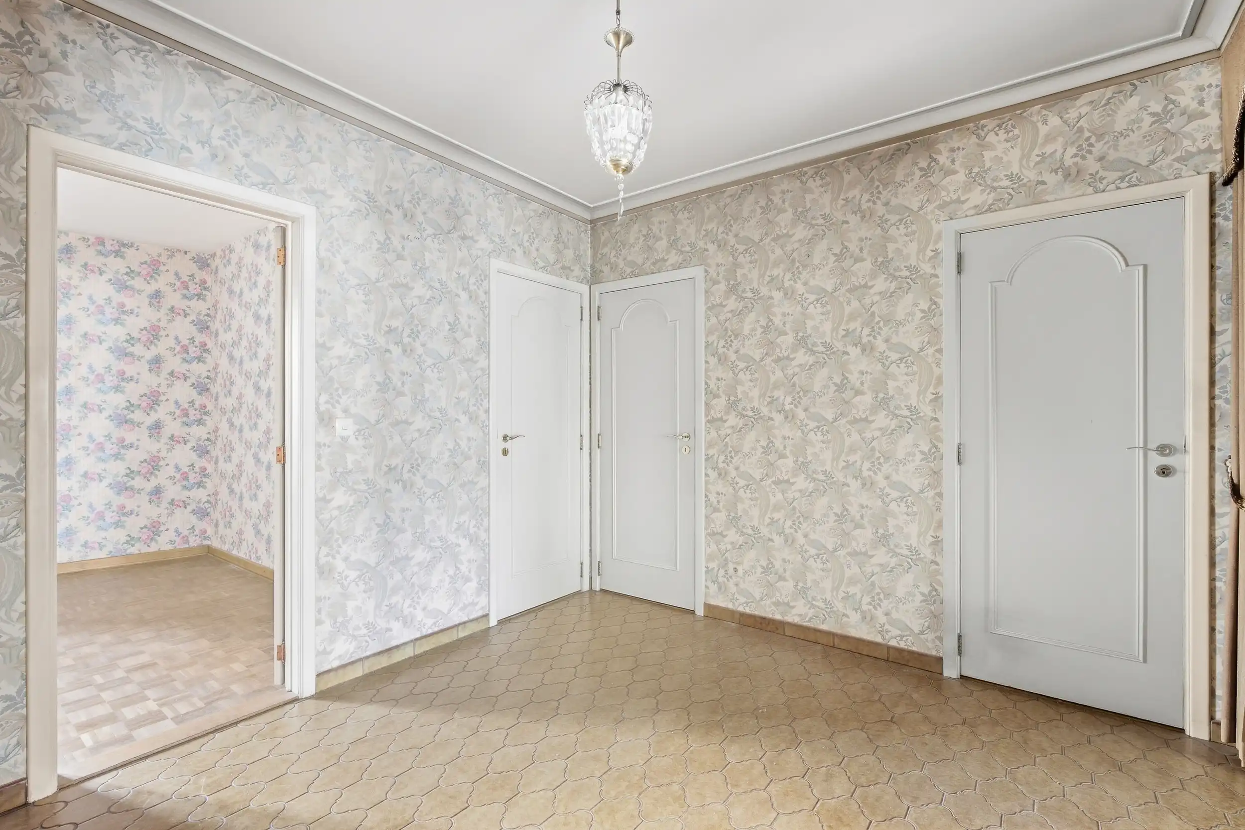 Op te frissen 1-slp app (99 m²) met parking in hartje Gent foto 8
