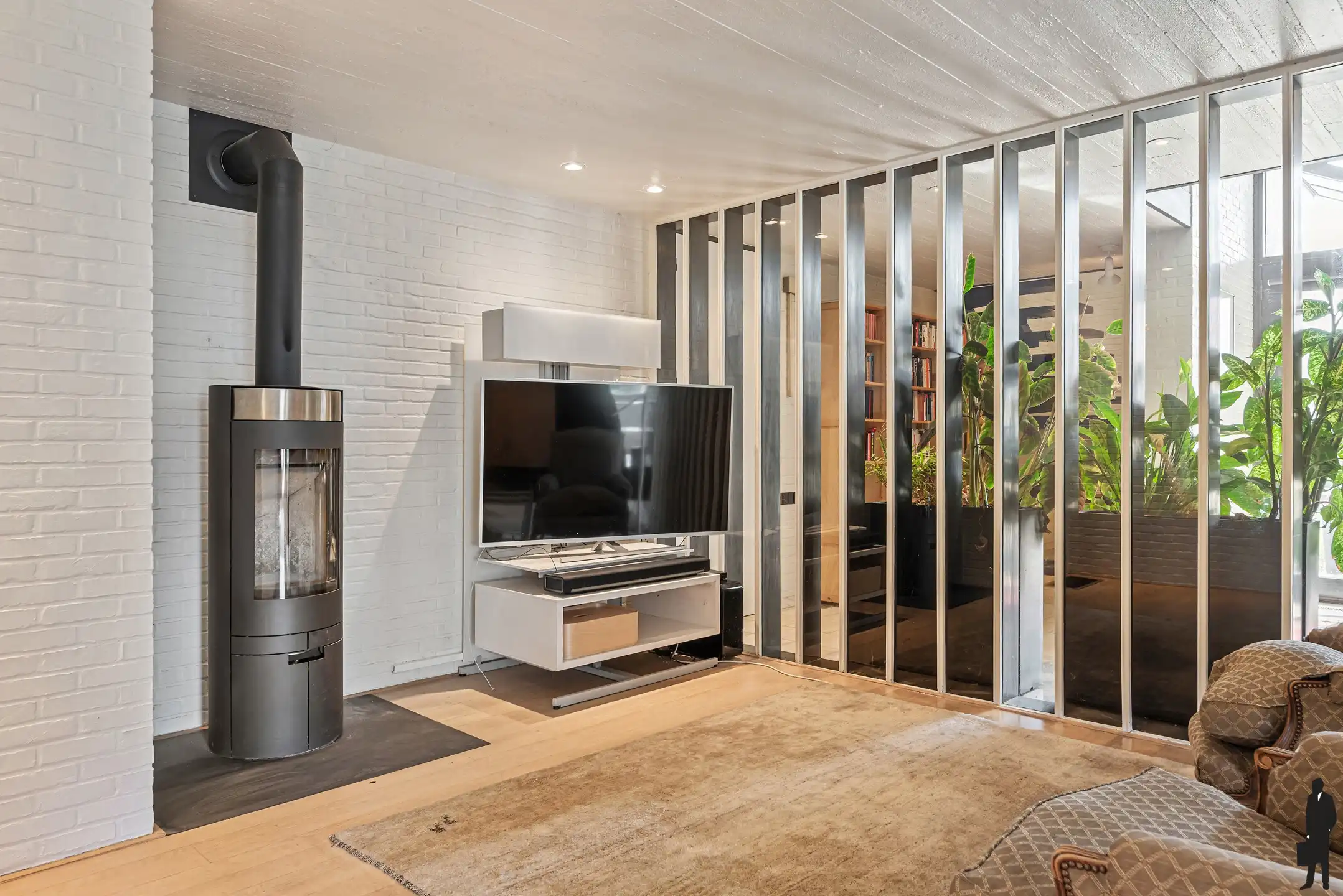 Architectenwoning met zwembad en praktijk/kantoor aan huis foto 8