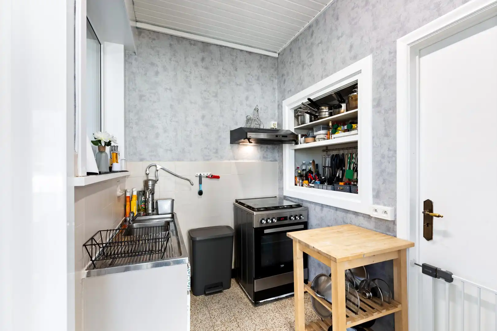 Halfopen bebouwing met landelijke verzichten & 4 slaapkamers foto 4