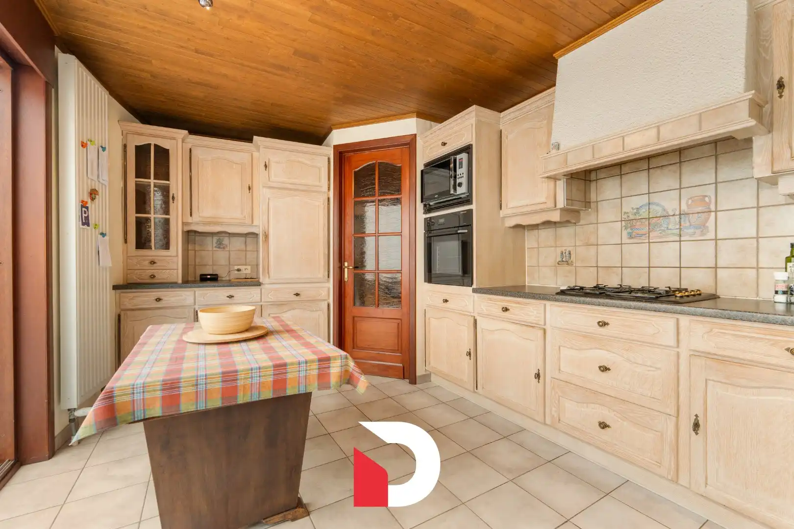 Ruime gezinswoning met 4 slaapkamers en tuin in Sint-Andries foto 7