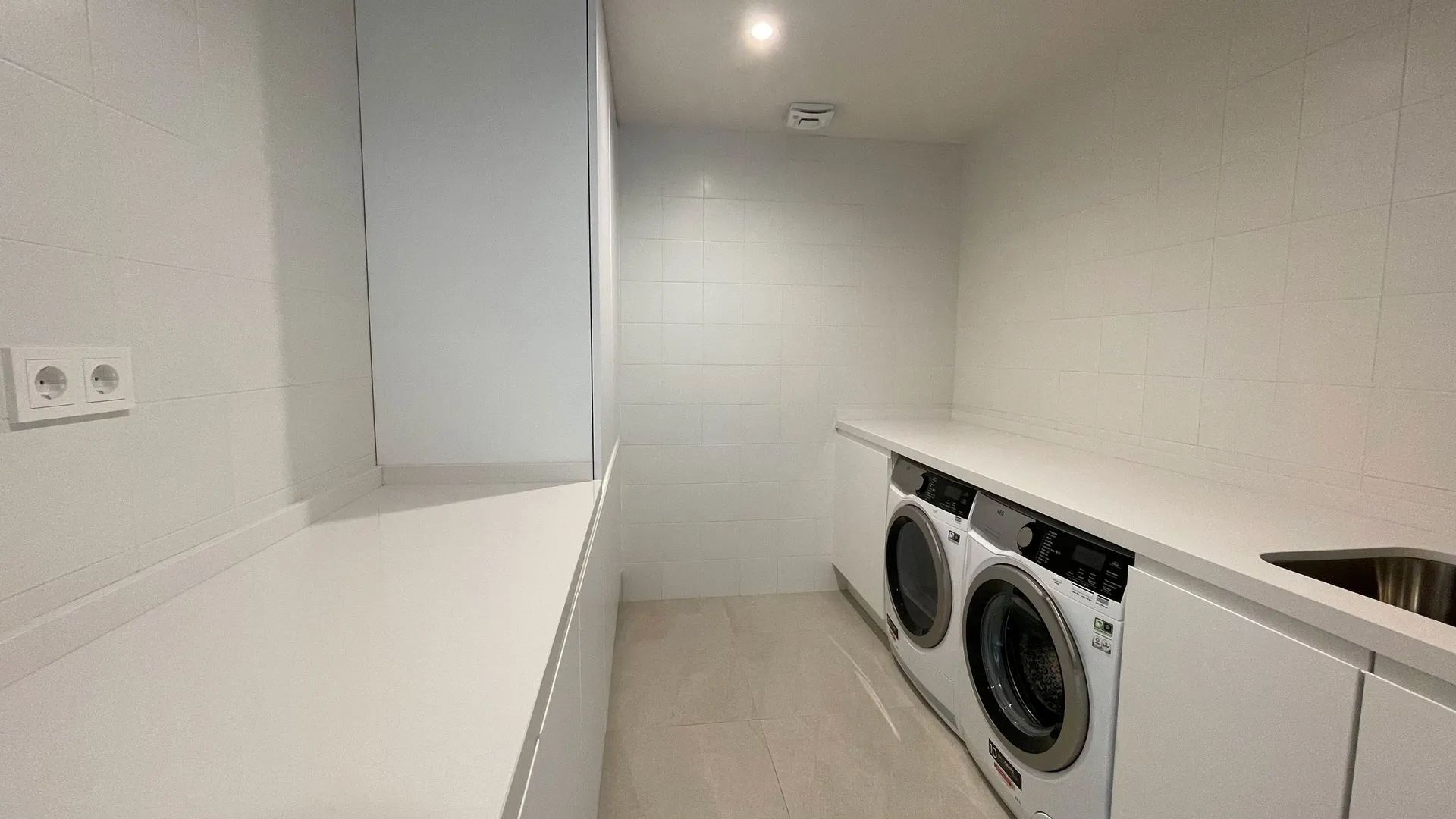 Modern meesterwerk in Nagüeles – waar luxe, ruimte en design samenkomen aan de Golden Mile van Marbella foto 31