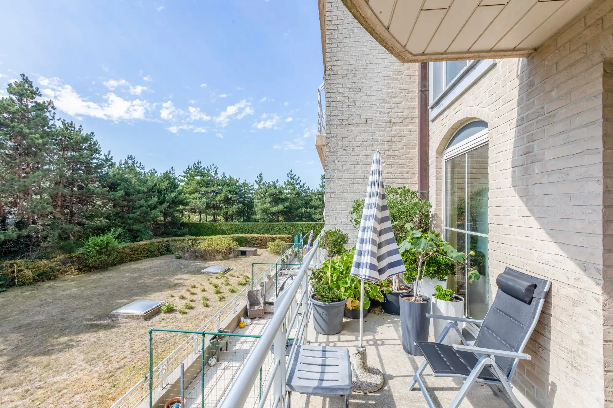 Appartement met twee terrassen, een garagebox en havenzicht in Blankenberge foto 14