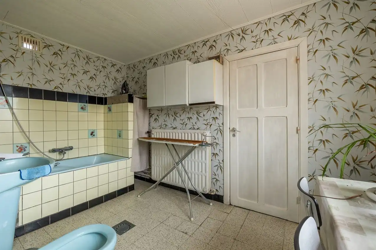 Te renoveren 3slk woning op uitzonderlijk perceel van 34 are  foto 22