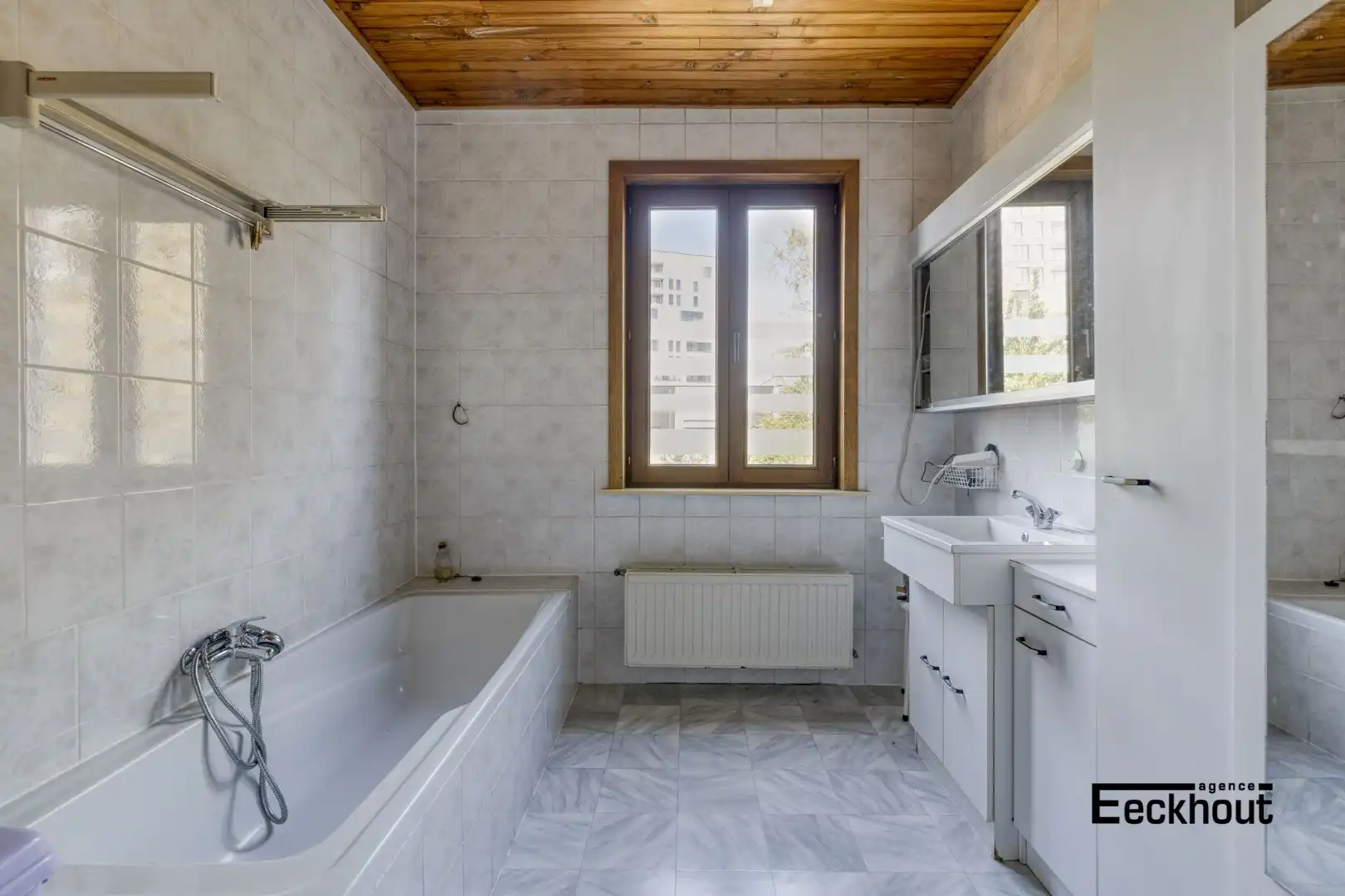 Voormalige pastoriewoning met grote, zonnige tuin op charmante ligging! foto 13