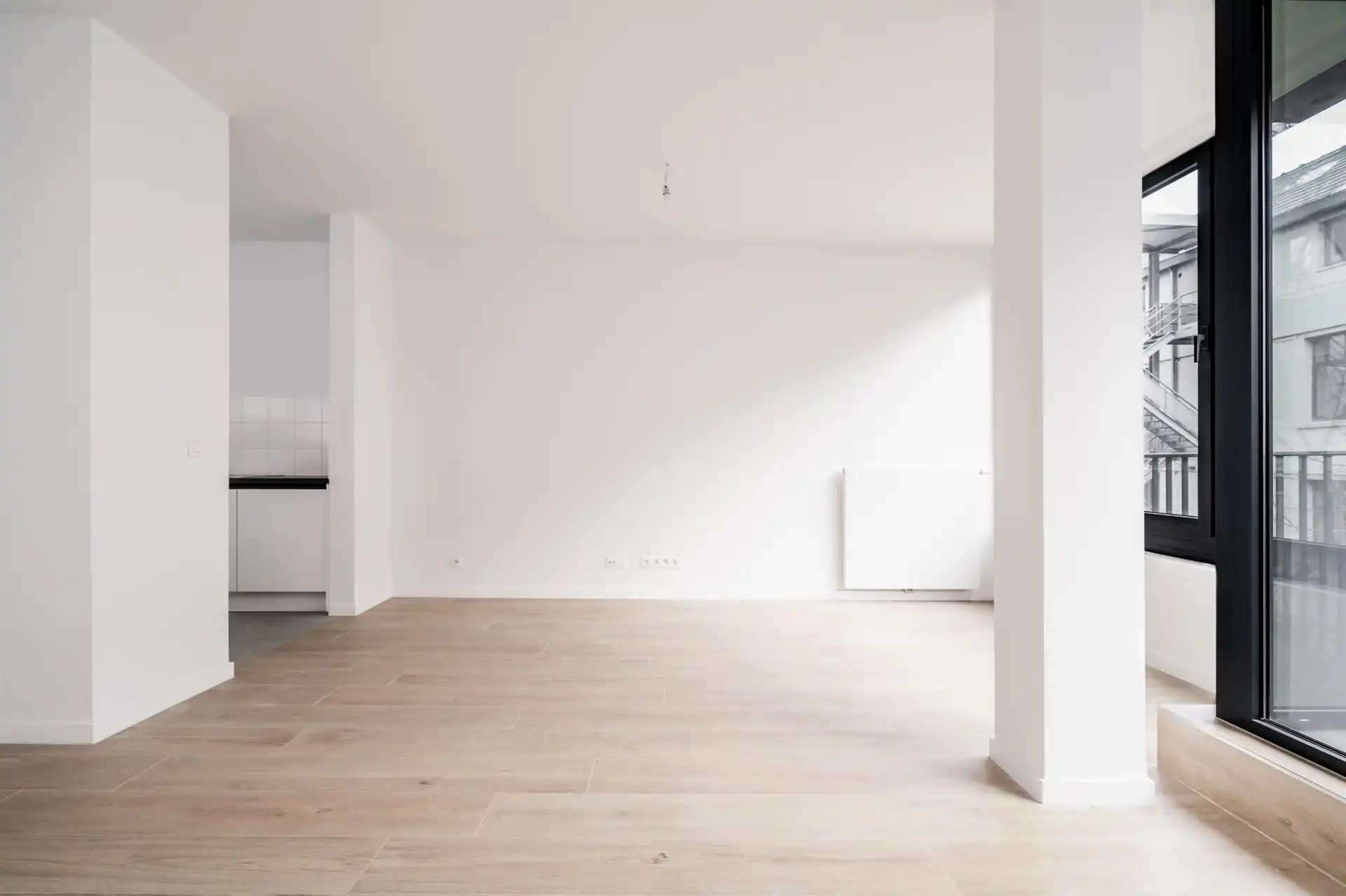 Vlakbij de Tour & Taxis site, prachtig nieuw duplex met 2 slaapkamers en terrassen ! foto 3