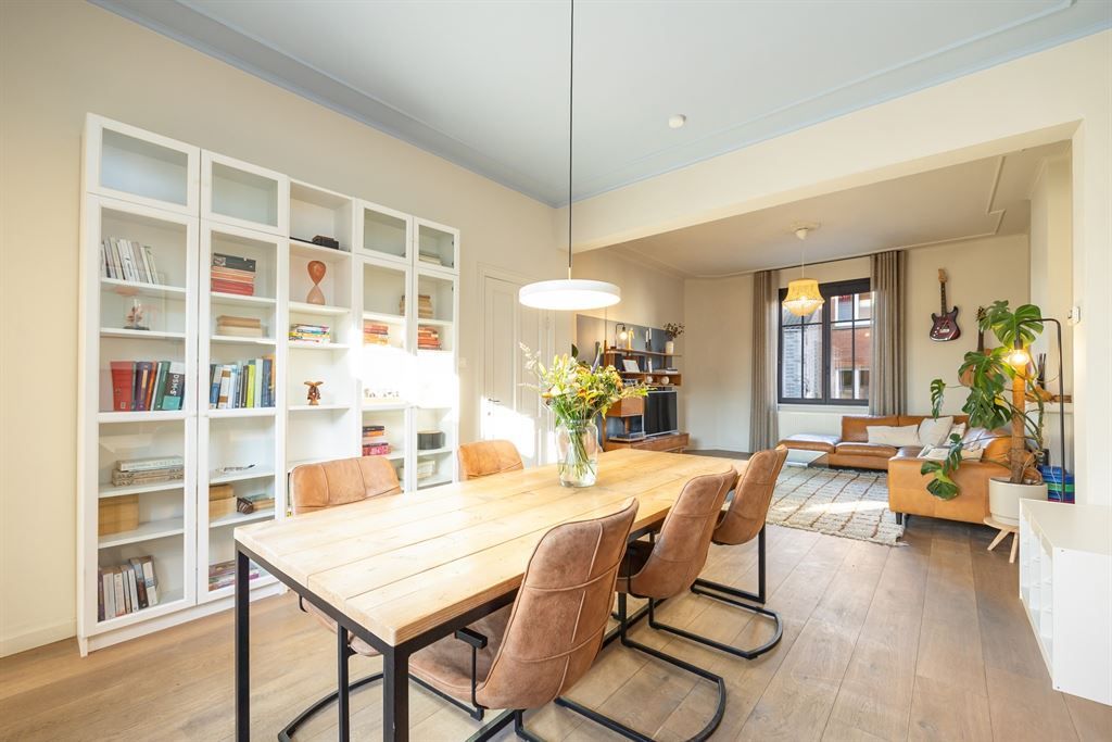 Stijlvol gerenoveerde woning met 3 slaapkamers foto 5