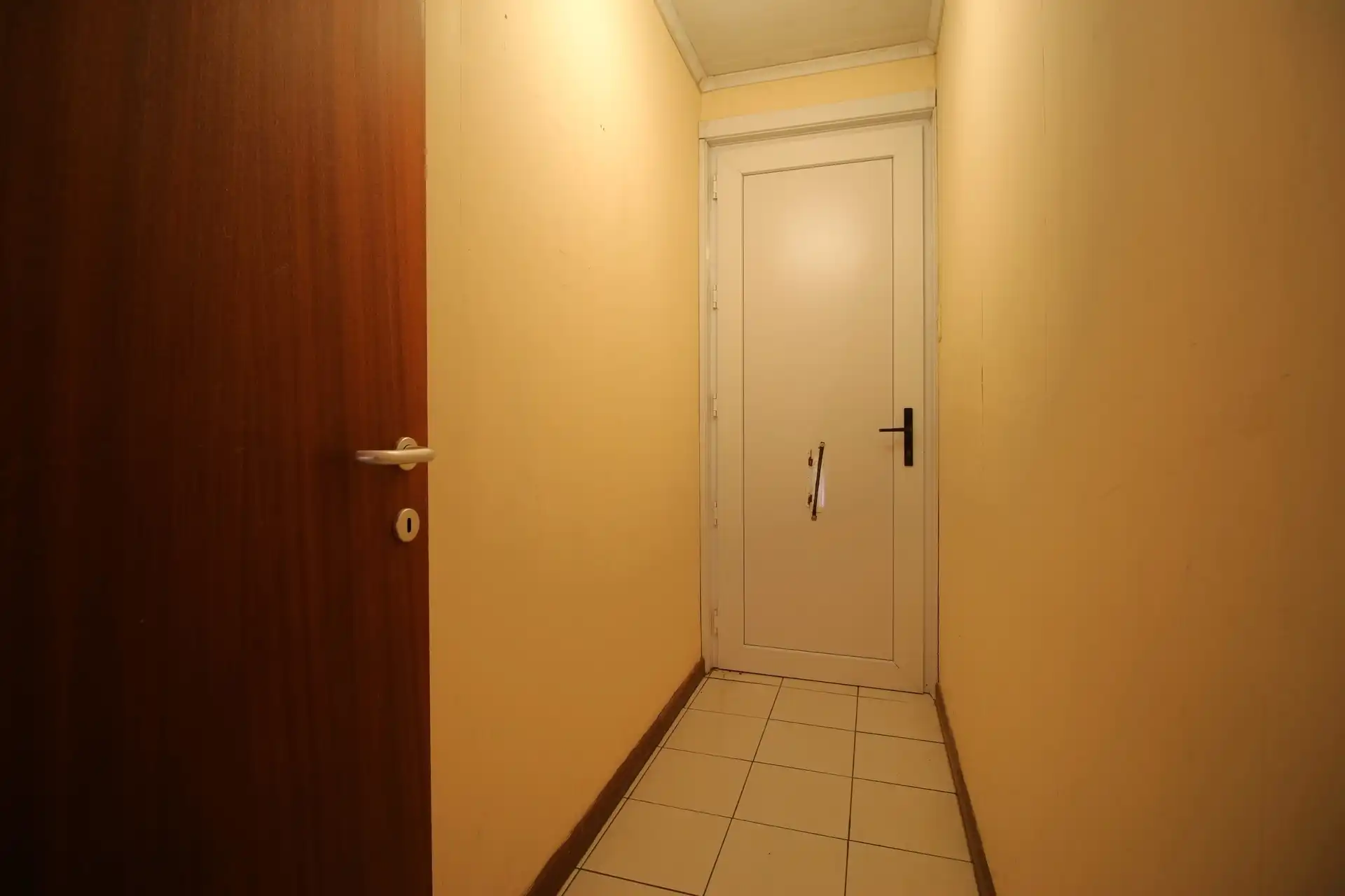 Te renoveren woning met 4 slaapkamers foto 9