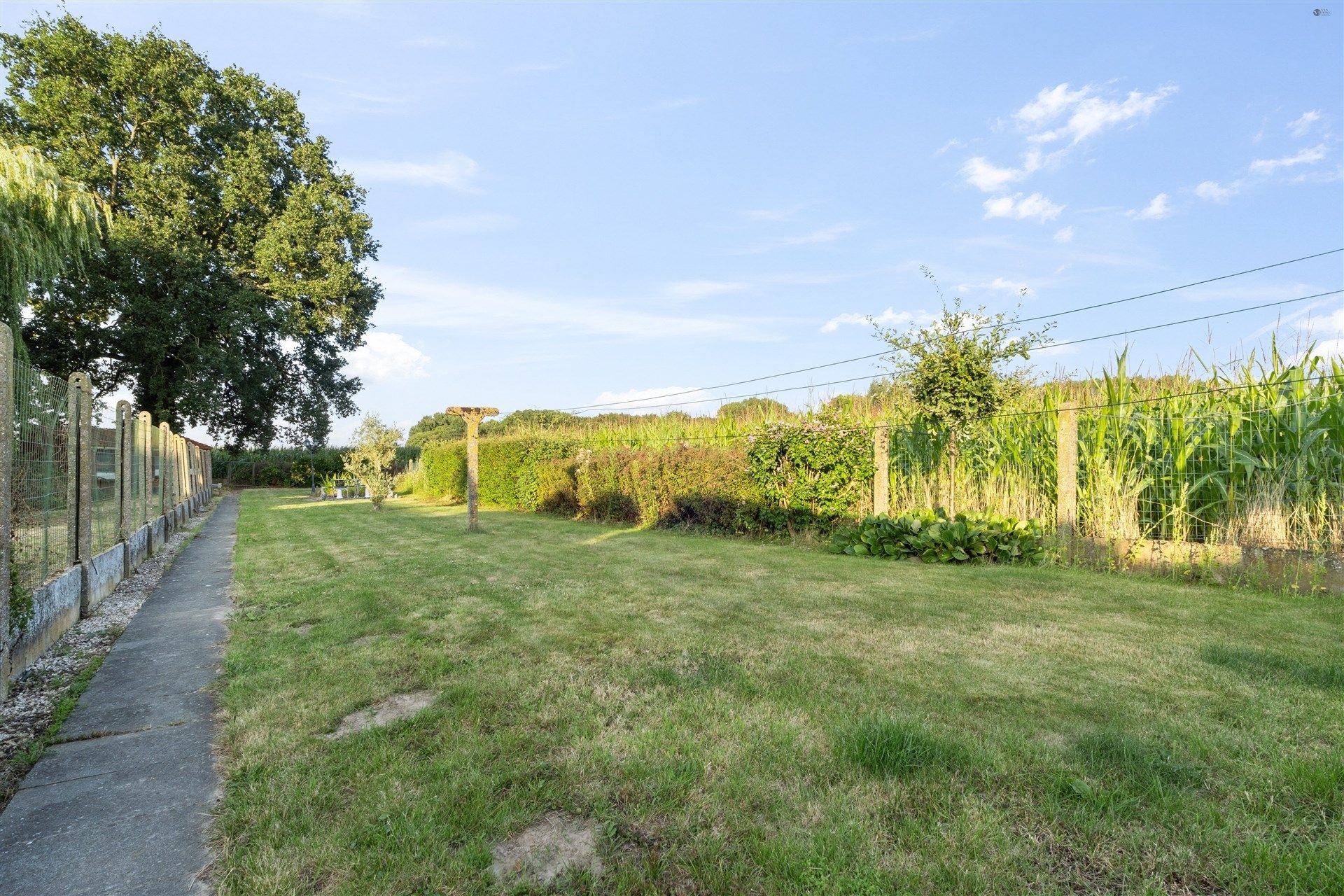 Landelijk en centraal gelegen gezinswoning te Schoonaarde foto 24