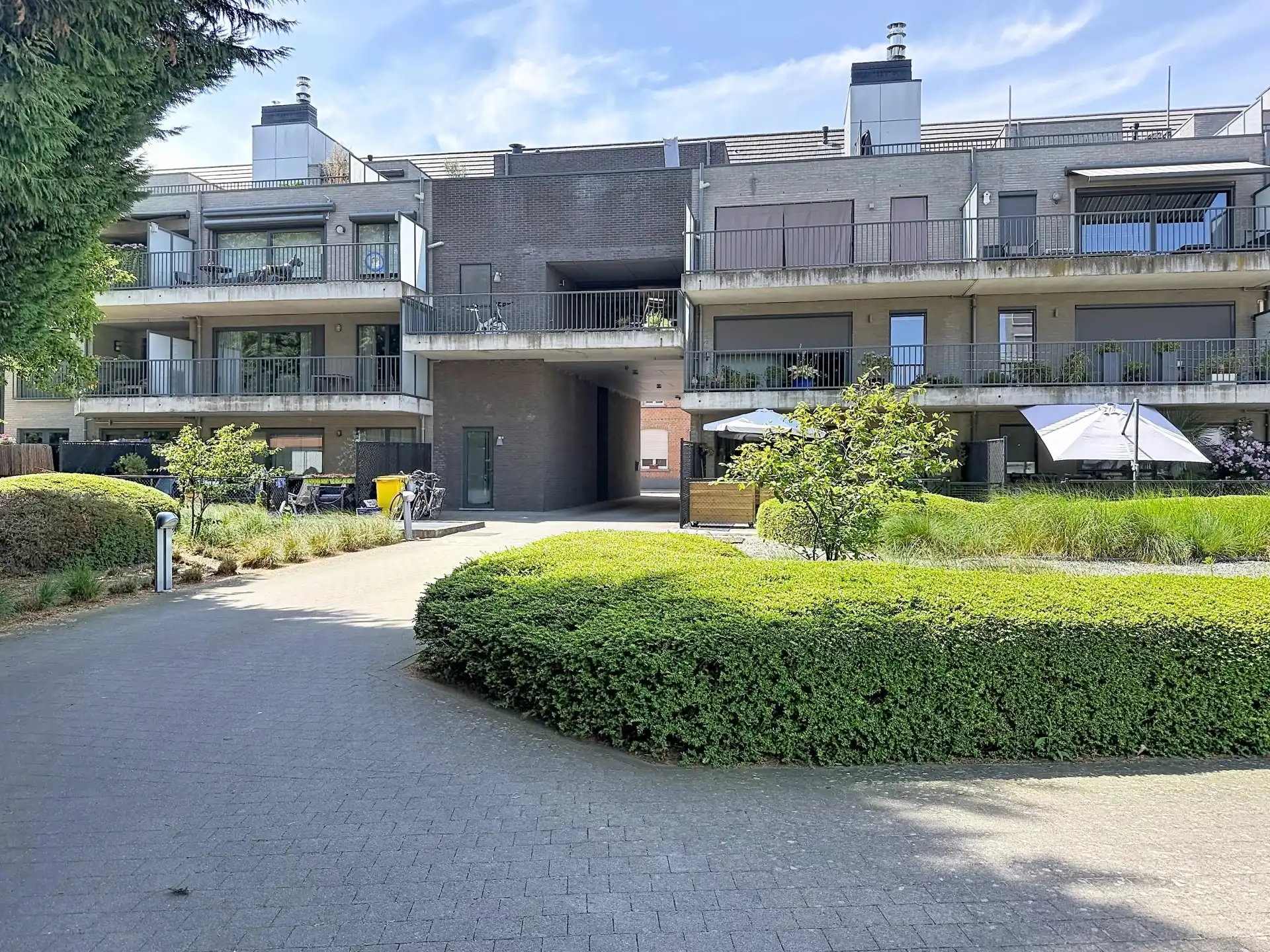 Luxe triplex met dubbele garage, 5 slaapkamers en 2 badkamers  in hartje Mol centrum foto 50