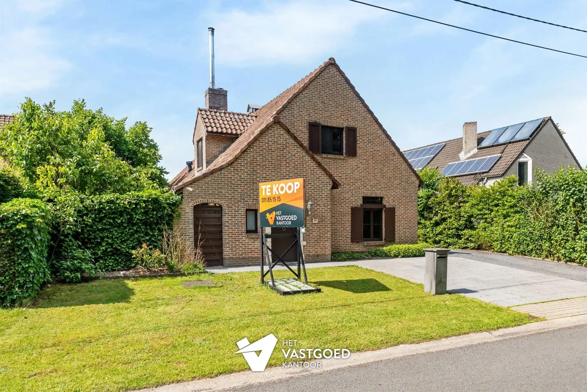 RUIME GEZINSWONING IN ZEER GEGEERDE WIJK IN VIVERSEL MET PRACHTIG AANGELEGDE TUIN EN WERKHUIS.  foto 43