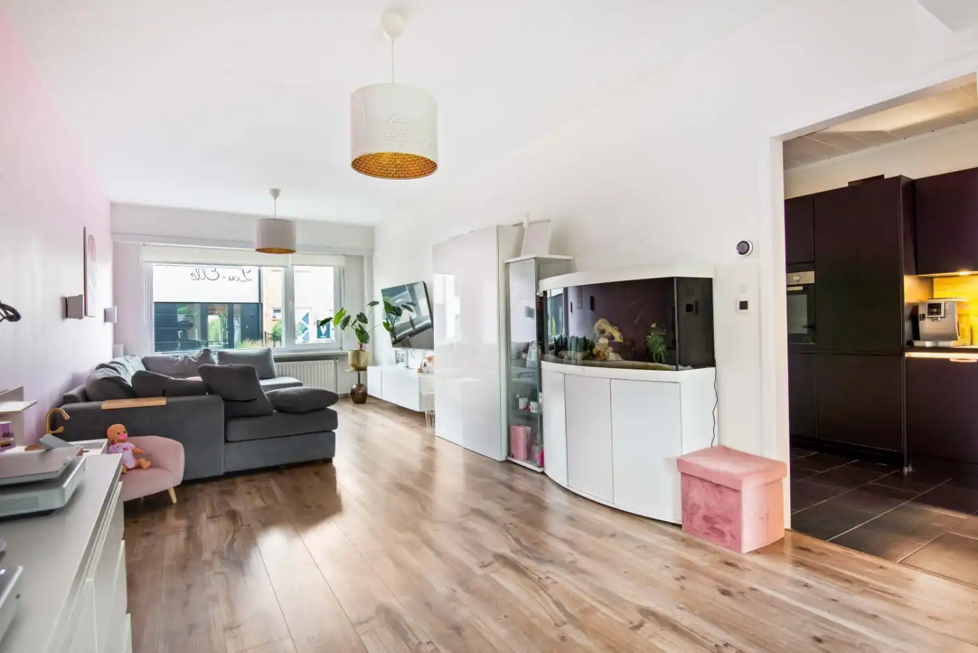 Top gelegen, gerenoveerde woning met 4 à 5 slpk. en zuid-tuin foto 8