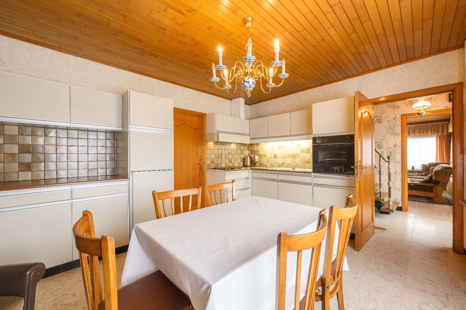 PRACHTIG GELEGEN ALLEENSTAANDE WONING OP 2.009 m²  foto 8