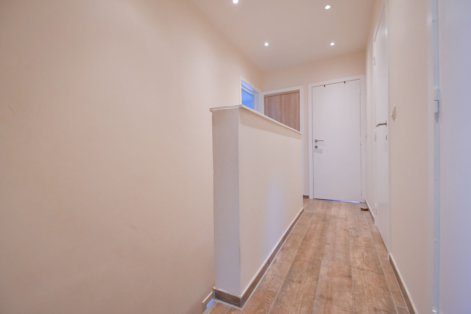| BEZOEKMOMENT ZAT 28/06 - 11u - 12u30 | Ruime energiezuinige woning met 4 SLPKS, tuin en garage in het centrum van Klemskerke foto 14