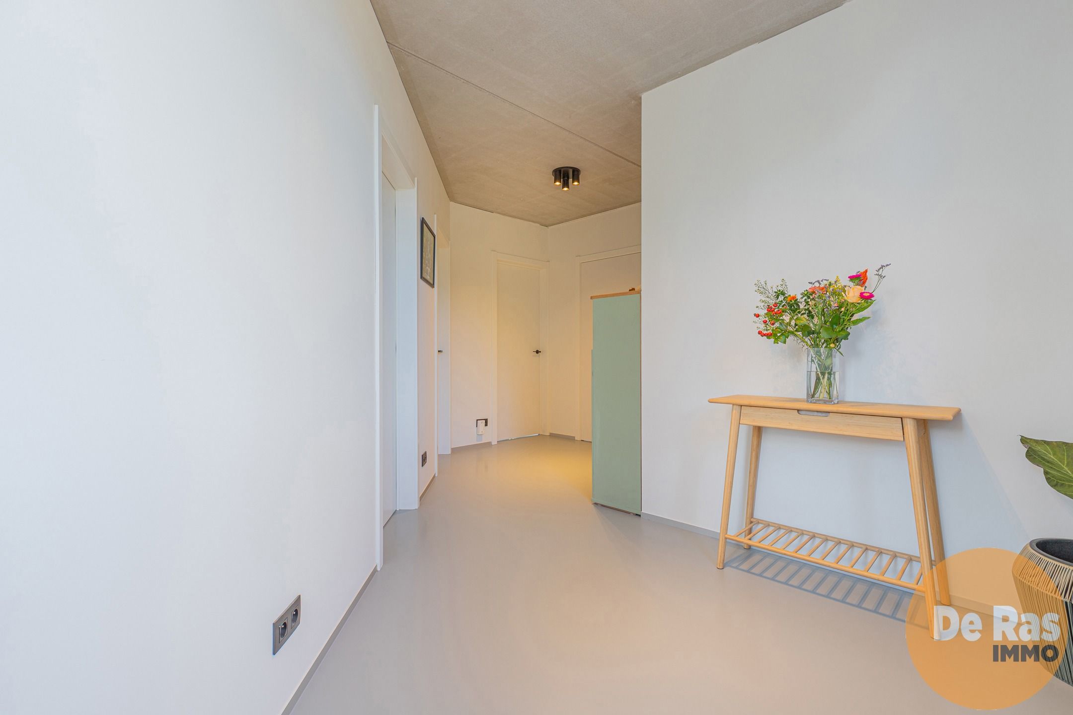 GIJZEGEM - Energiezuinige moderne woning  in rustige straat foto 10