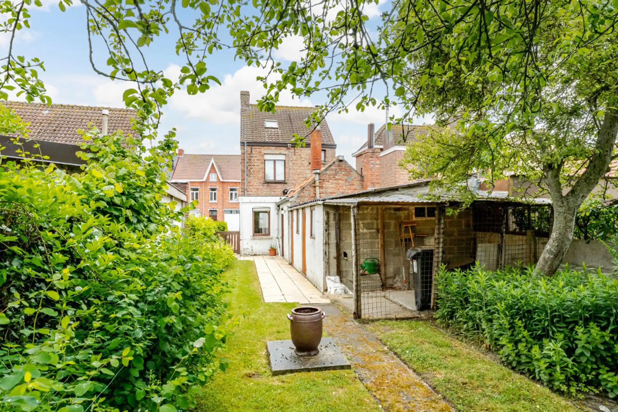 Charmante woning met ruim perceel en tal van mogelijkheden foto 9