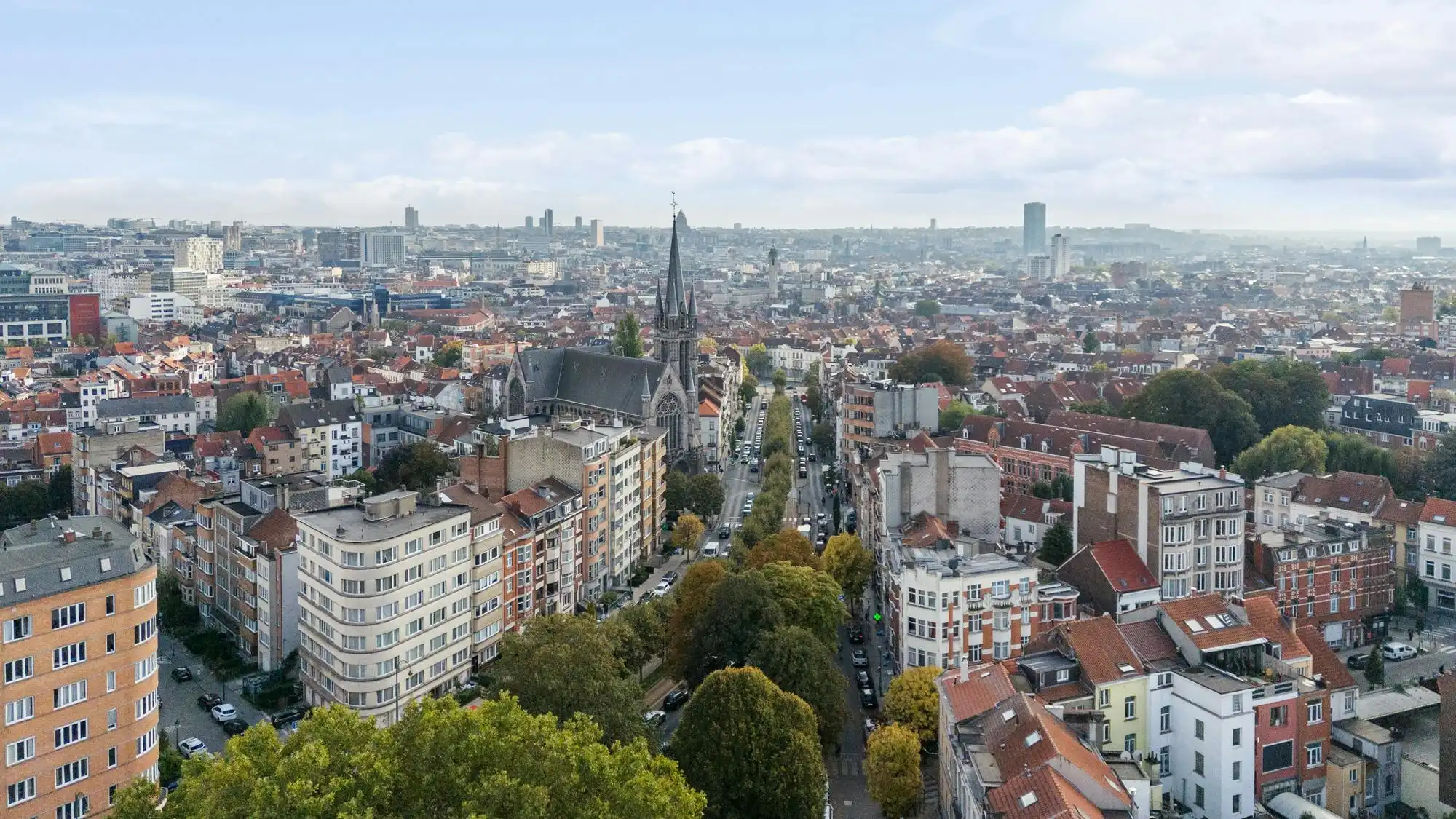 Prachtig en historisch herenhuis met uniek stadszwembad te koop in Molenbeek foto 34