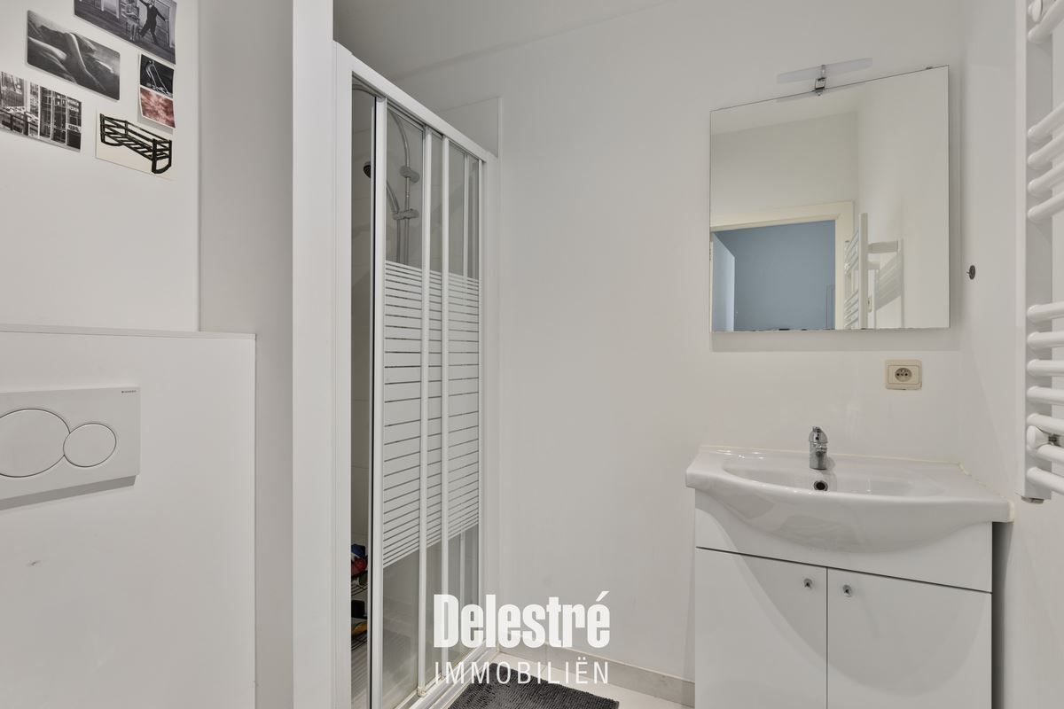 MODERN APP. 2 SLPK. INCLUSIEF PARKING foto 15