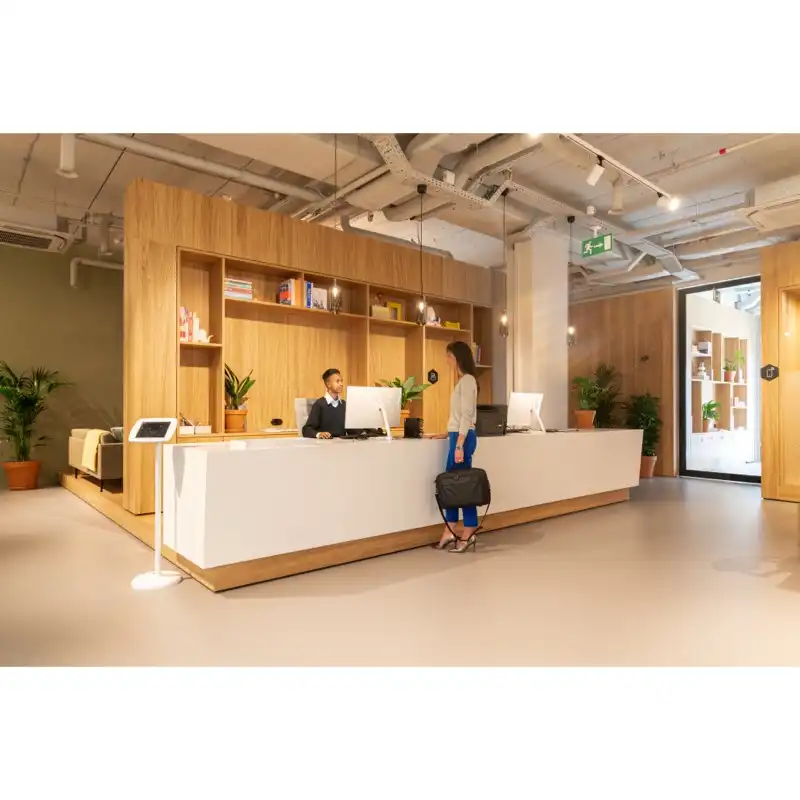 Kantoorruimtes Zuiderpoort foto {{pictureIndex}}