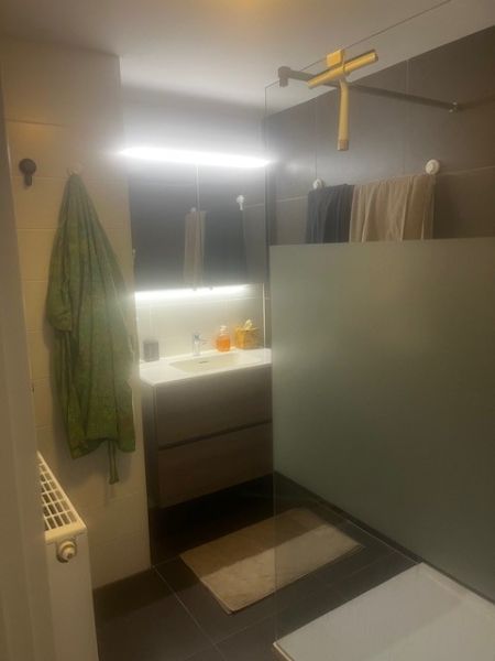 2 slaapkamer appartement met garagebox in ondergrondse parkeergarage foto 11