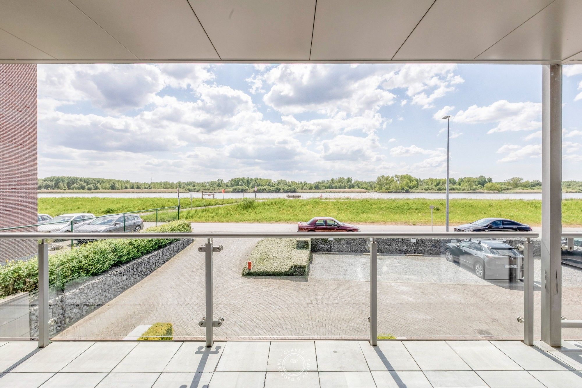Lichtrijk duplex appartement met zicht op de Schelde foto 3