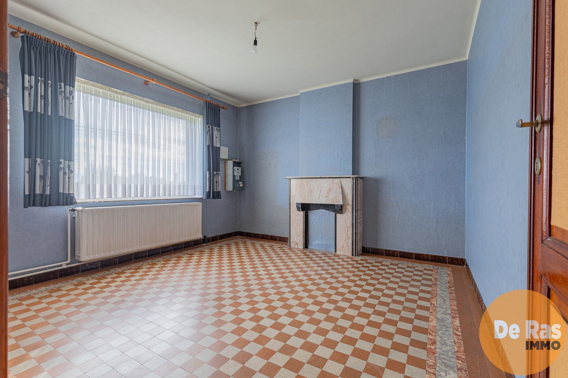 STRIJPEN - Stevige hob met grote tuin en heel wat potentieel foto 11