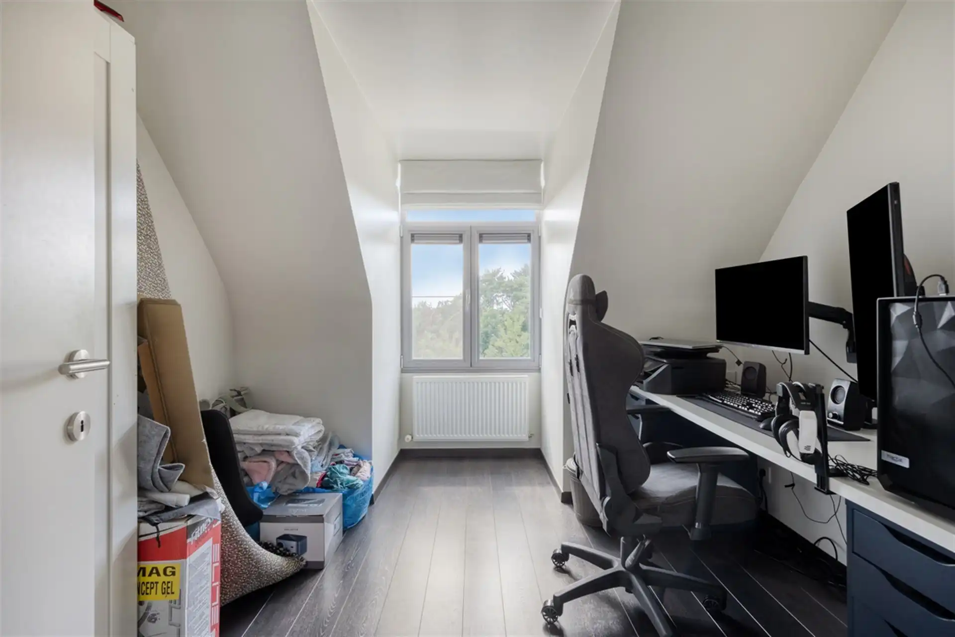 Instapklaar duplex penthouse inclusief twee parkeerplaatsen, met groen uitzicht in het centrum van Ottenburg. foto 15