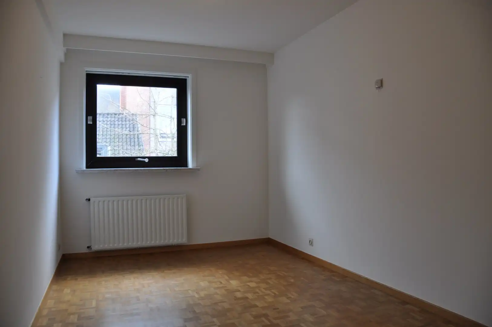 Verzorgd appartement met 2 slaapkamers in het centrum van Izegem. foto 12