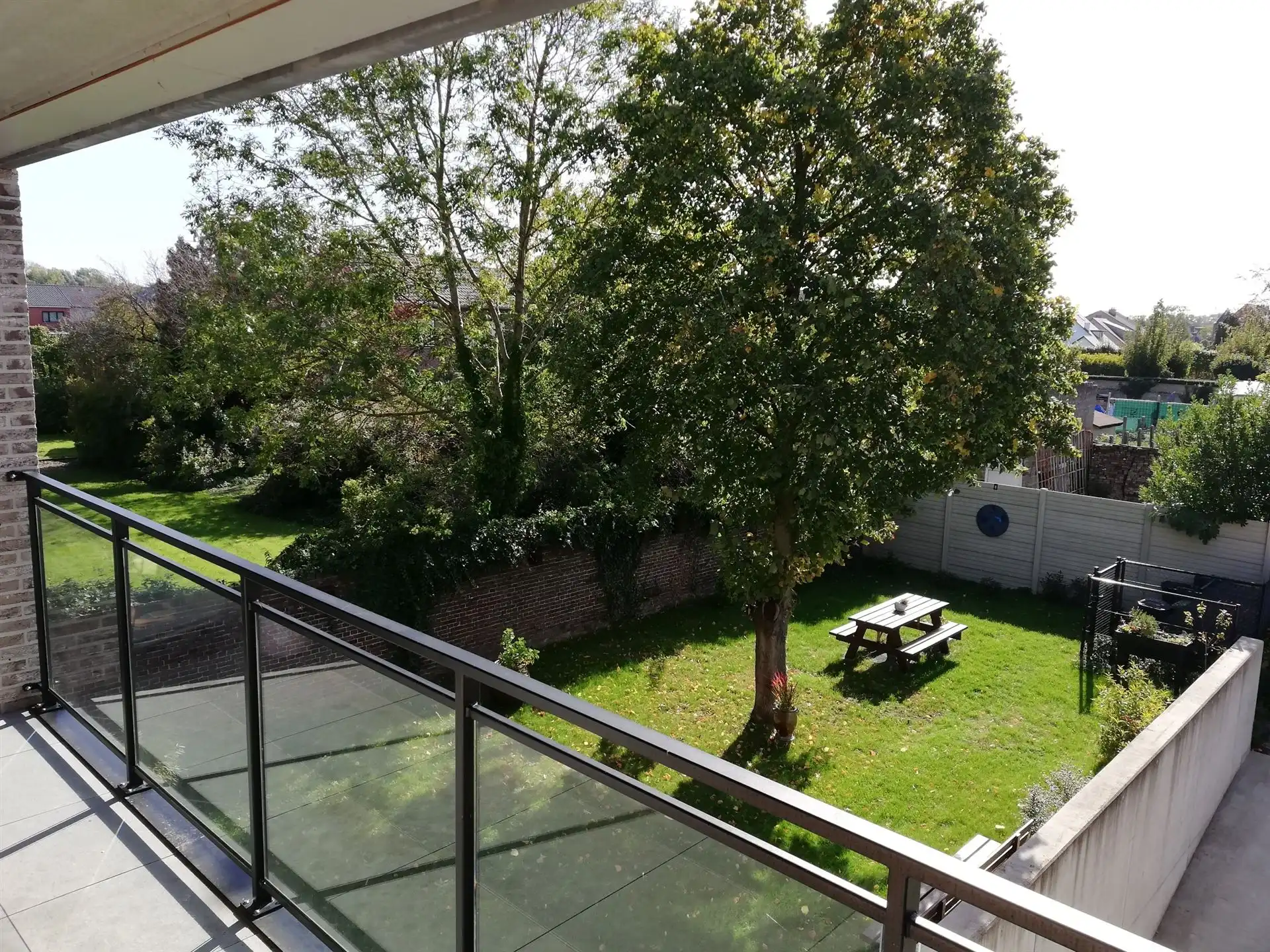 Appartement met 2 slaapkamers en terras en autostaanplaats foto 11