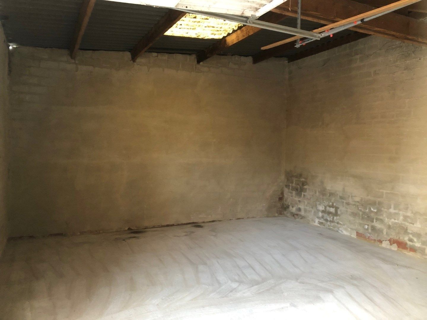 Garage/opslagruimte (42 m²), te huur te Torhout foto 4