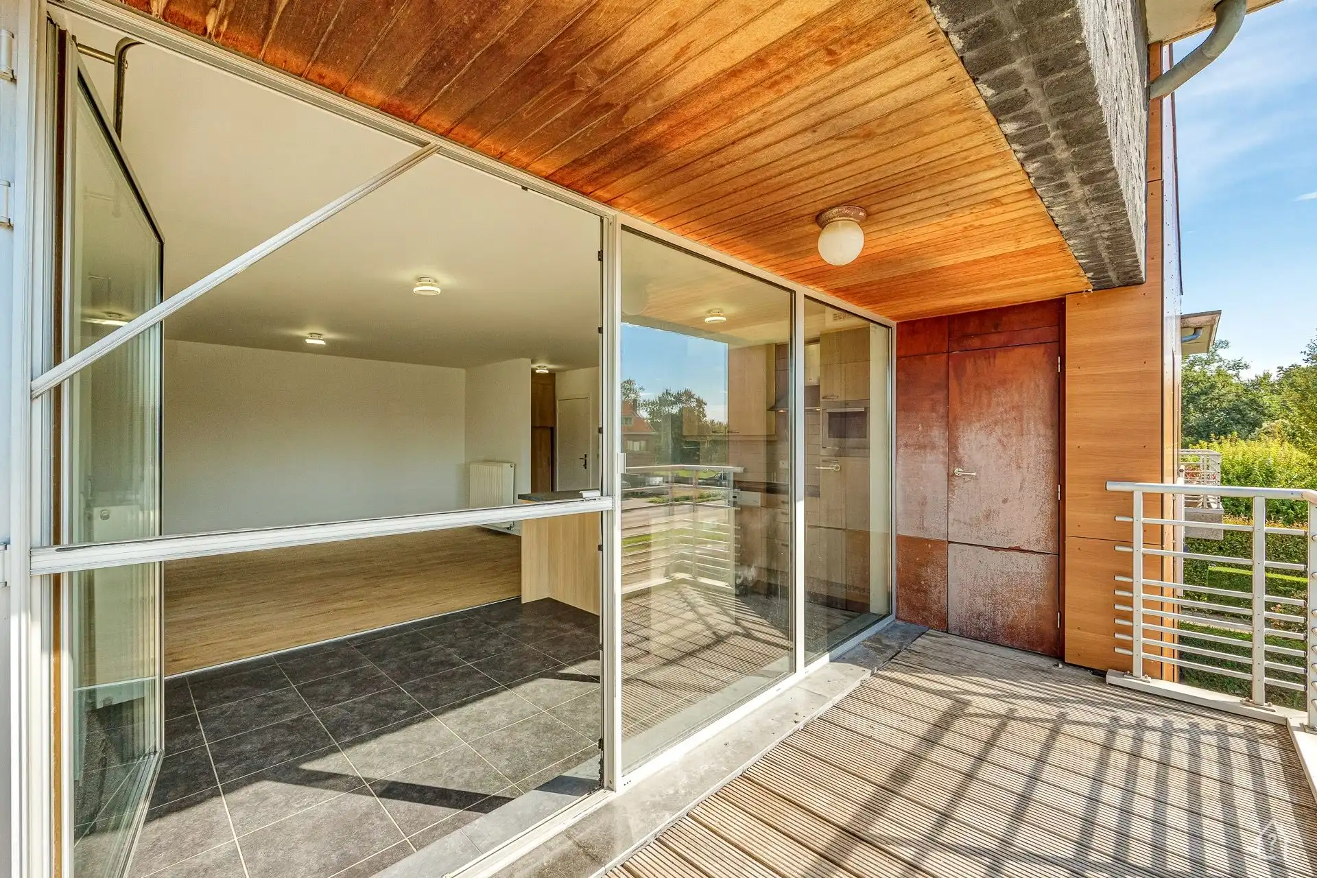 Zonnig 2 Slaapkamer Hoek-Appartement met Carport en staanpl. foto 15