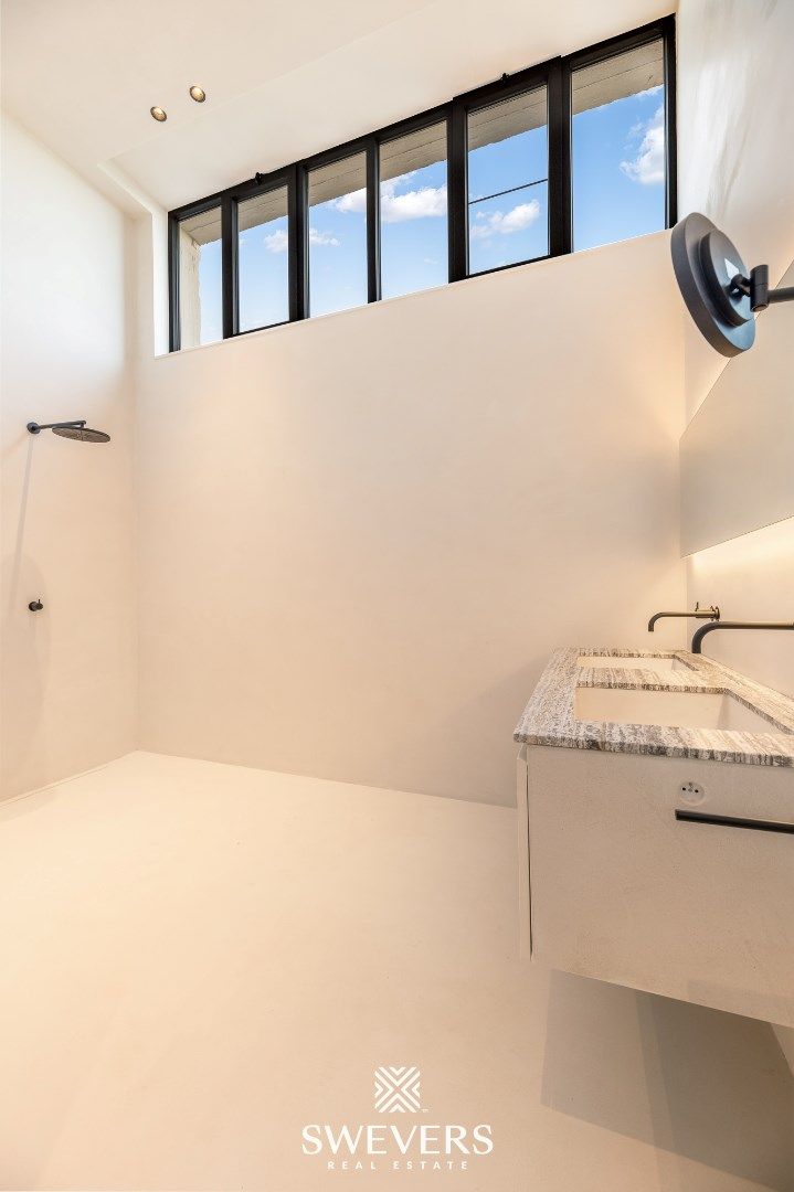 Exclusieve gelijkvloerse loft met zwembad in Mol (verkoop onder registratie) foto 28