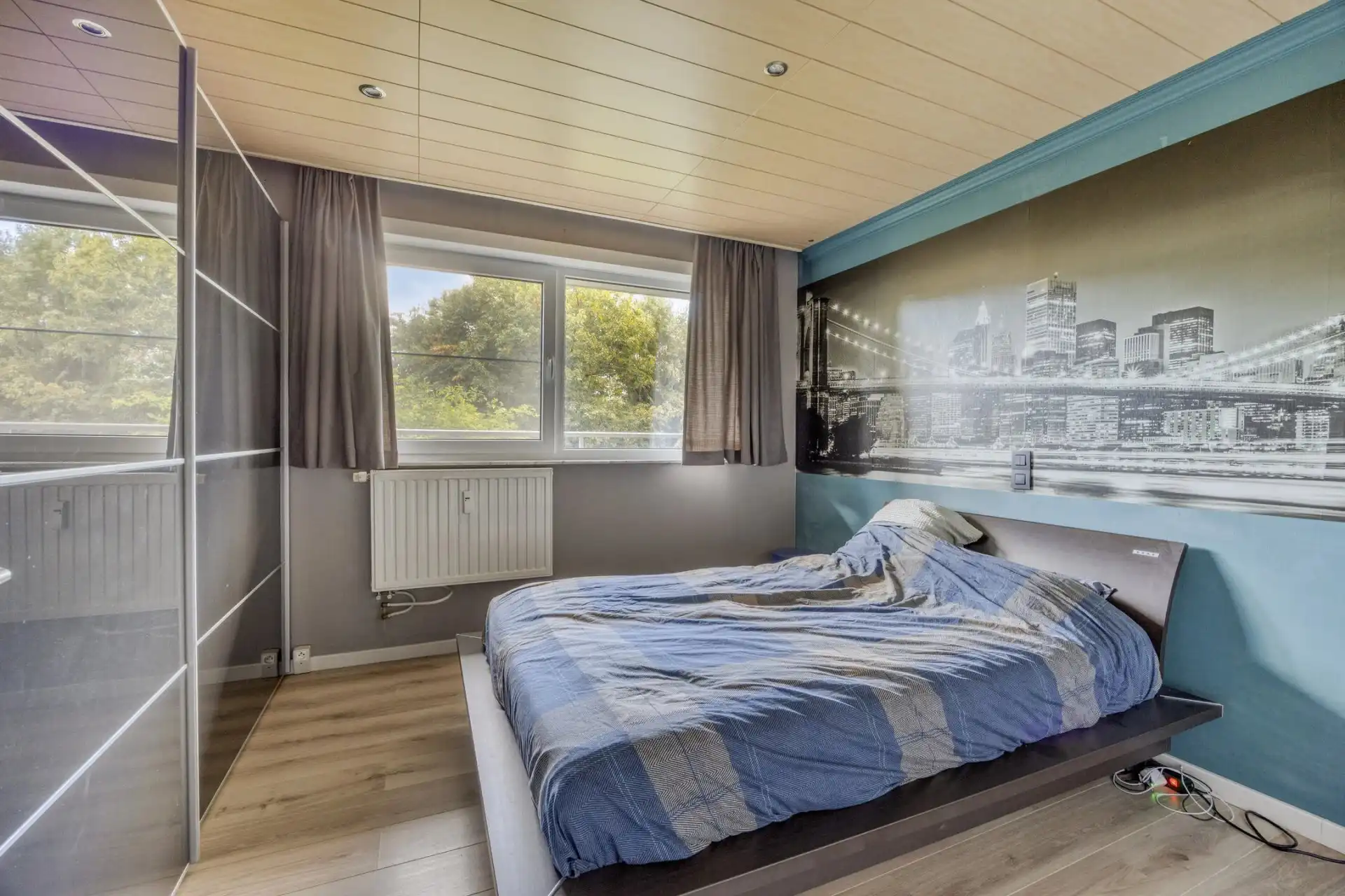 INSTAPKLAAR GERENOVEERD APPARTEMENT MET 1 SLPK, TERRAS EN GARAGEBOX IN HASSELT foto 12