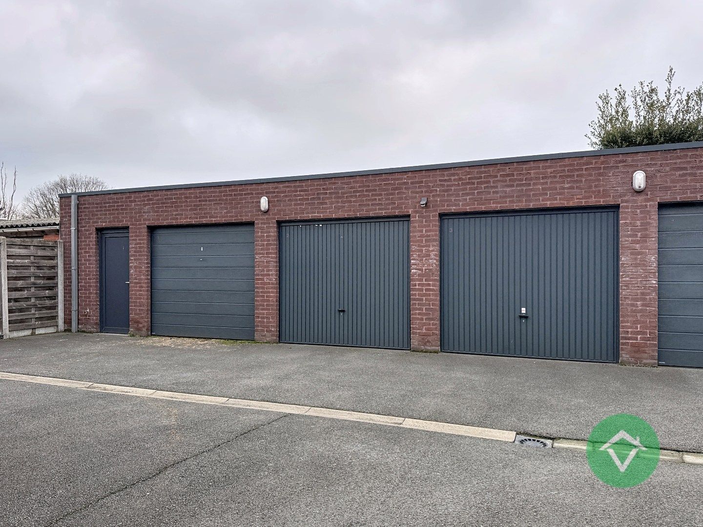 Standaard appartement met 2 slaapkamers in Torhout, bouwjaar 2015, bewoonbare oppervlakte 100.00 foto 26