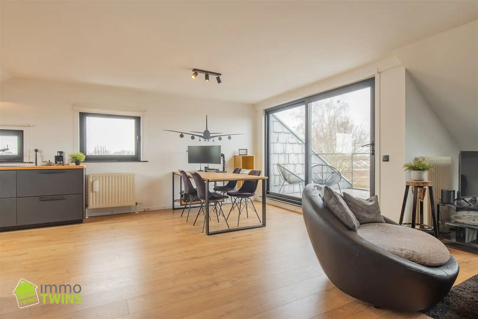 Lichtrijk en energiezuinig dakappartement met terras foto 4