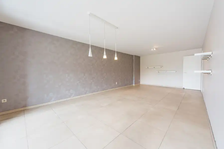 Instapklaar appartement van 107 m² in centrum Diepenbeek. foto 7