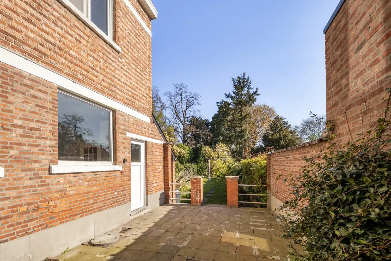 Authentieke herenwoning met ruime tuin en uitzonderlijk potentieel nabij het centrum van Hasselt! foto 23