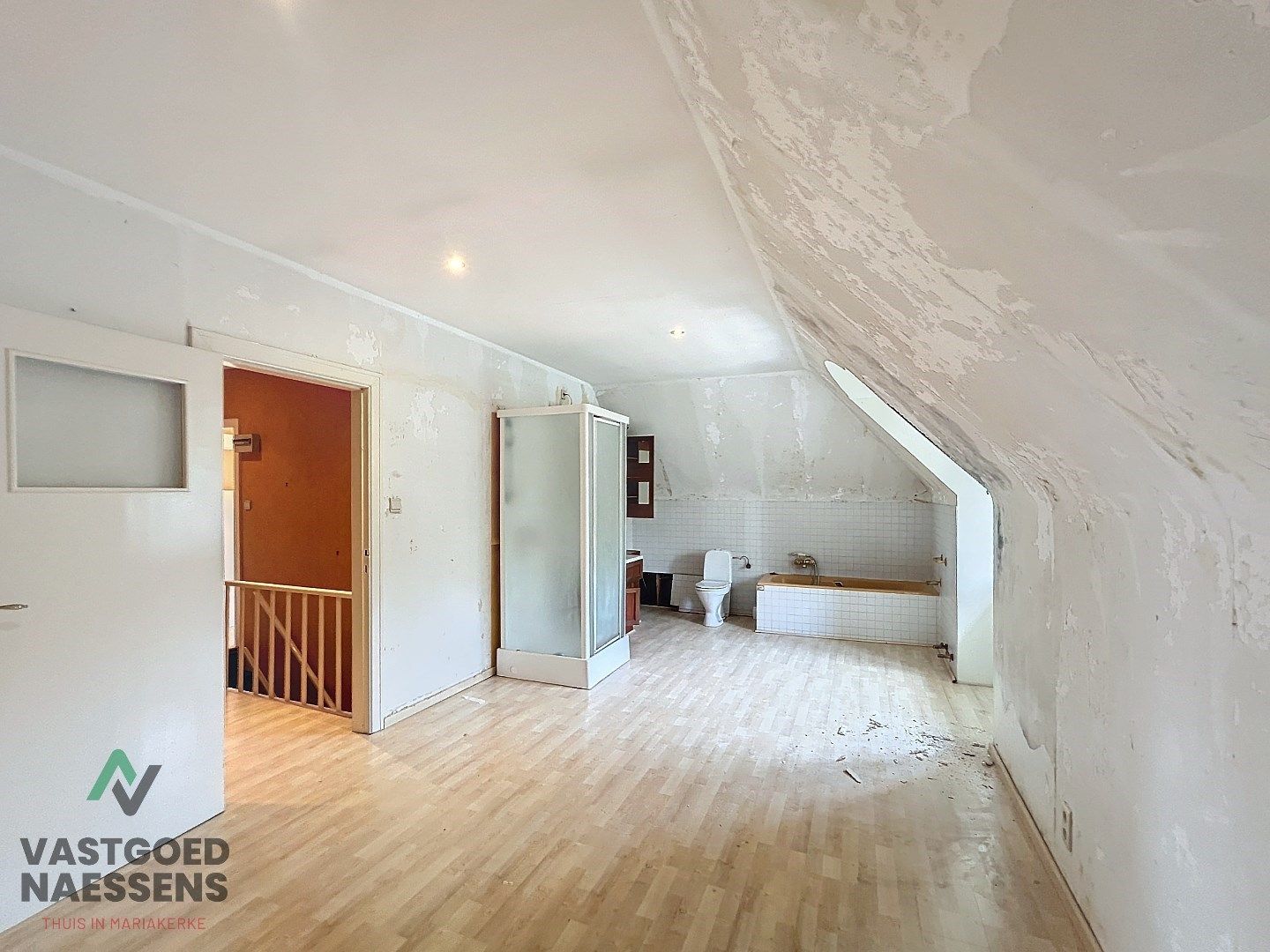 investering pand of Woning voor eigen gebruik met 5 slpk en grote garage + loods foto 17