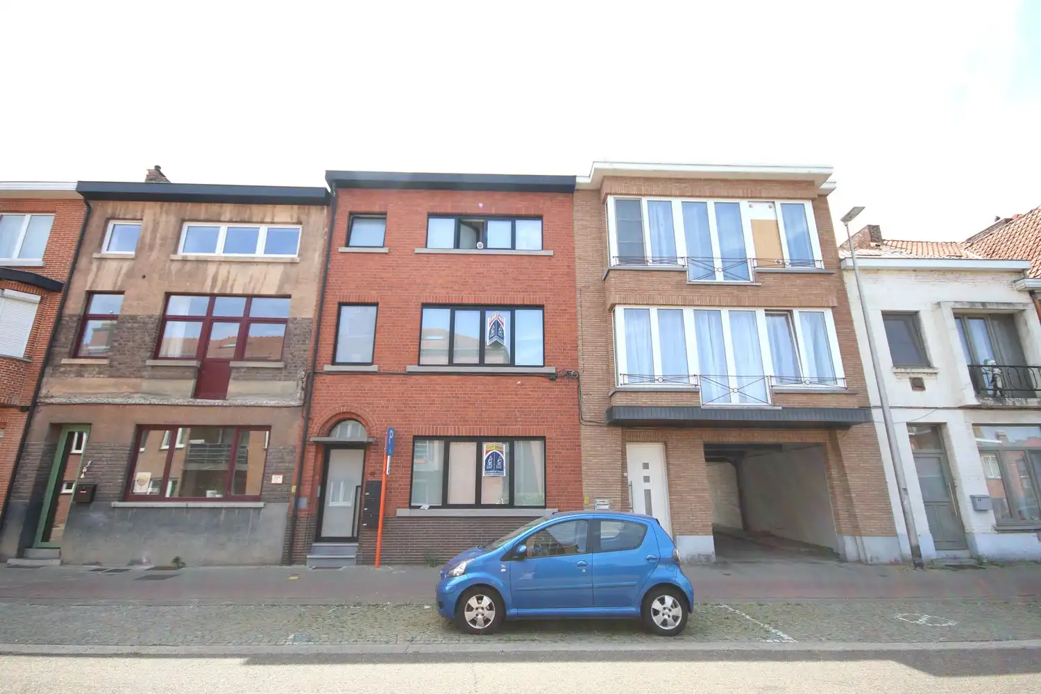 Instapklaar appartement met ruim terras in een moderne stijl foto {{pictureIndex}}
