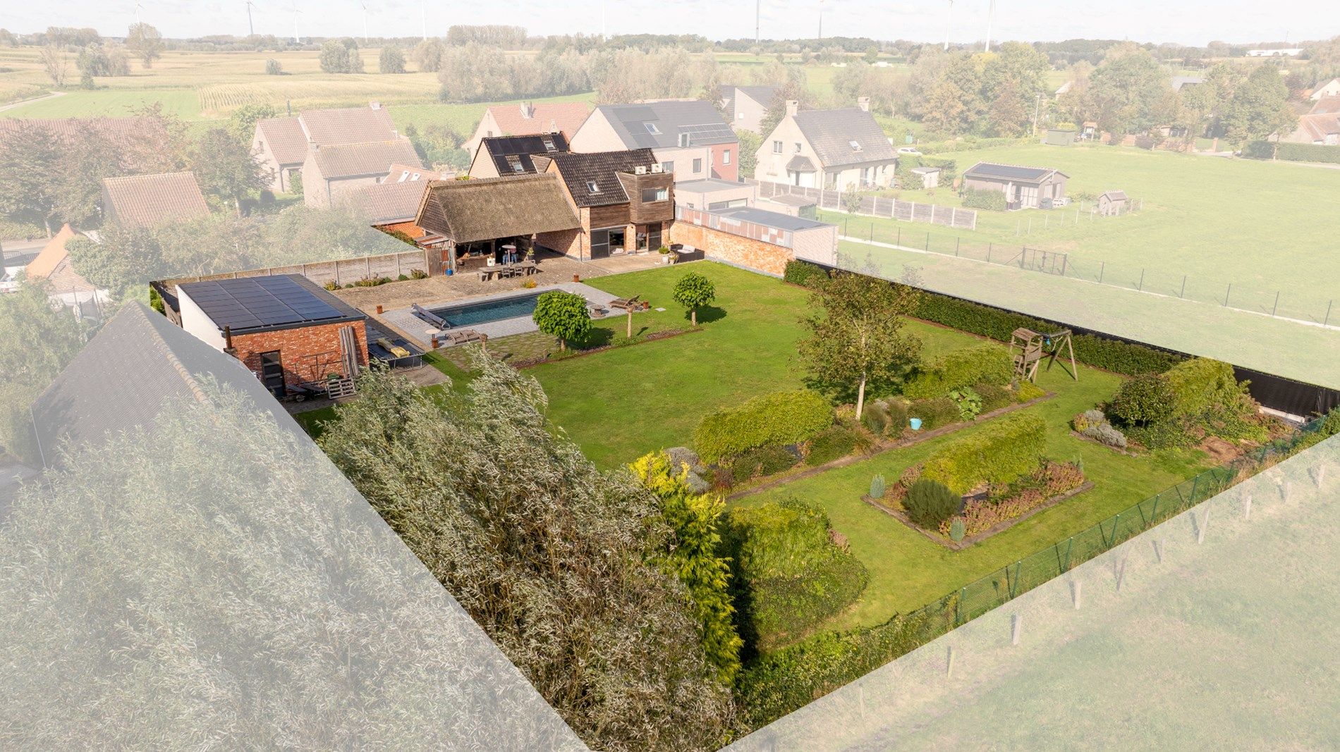 Droomhuis met 4 slk, prachtige tuin met zwembad en zoveel meer foto 4