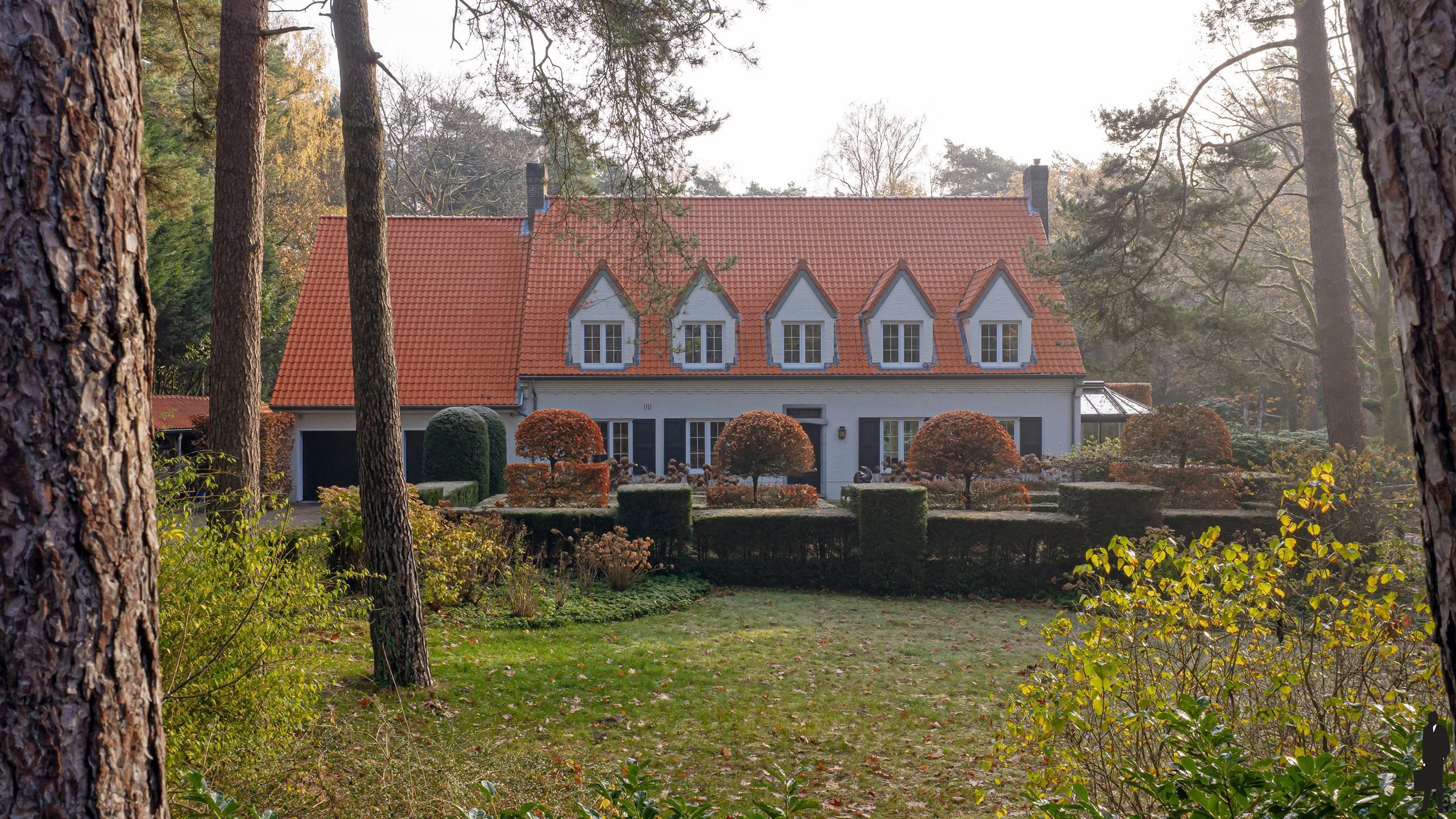 Topgelegen villa met zwembad en paddock!  foto 41