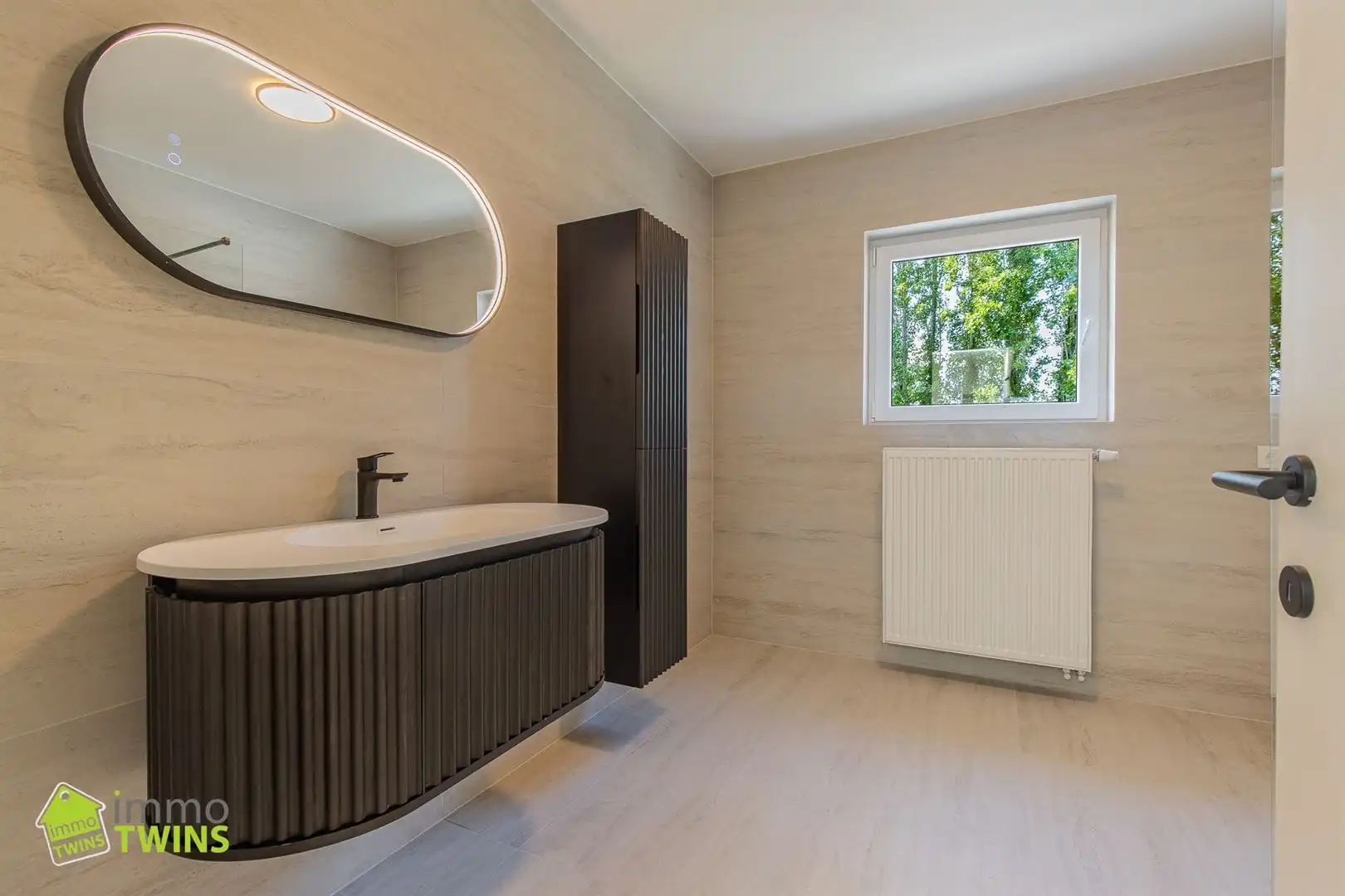 Ruim totaal gerenoveerd appartement van 119 m² met terras, staanplaats en garage te Appels bij Dendermonde foto 20