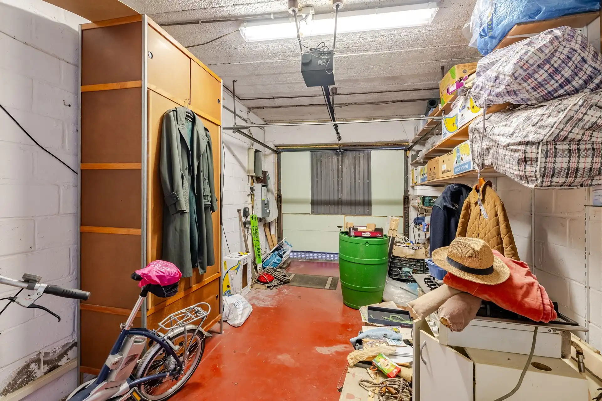 Zeer ruime woning met twee wooneenheden en prachtig landelijk uitzicht foto 24