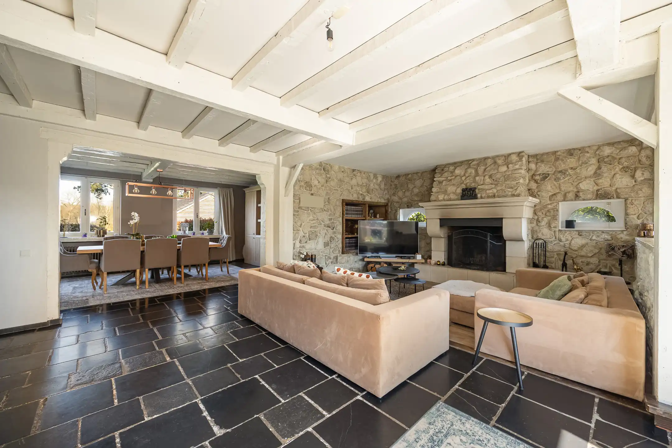 KONTICH - Exclusieve Tudor-villa met zwembad op prachtig perceel  foto 5