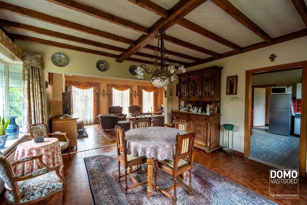 KARAKTERVOLLE, RUIME WONING MET 4 SLAAPKAMERS EN ZONNIGE TUIN TE STOKROOIE foto 7