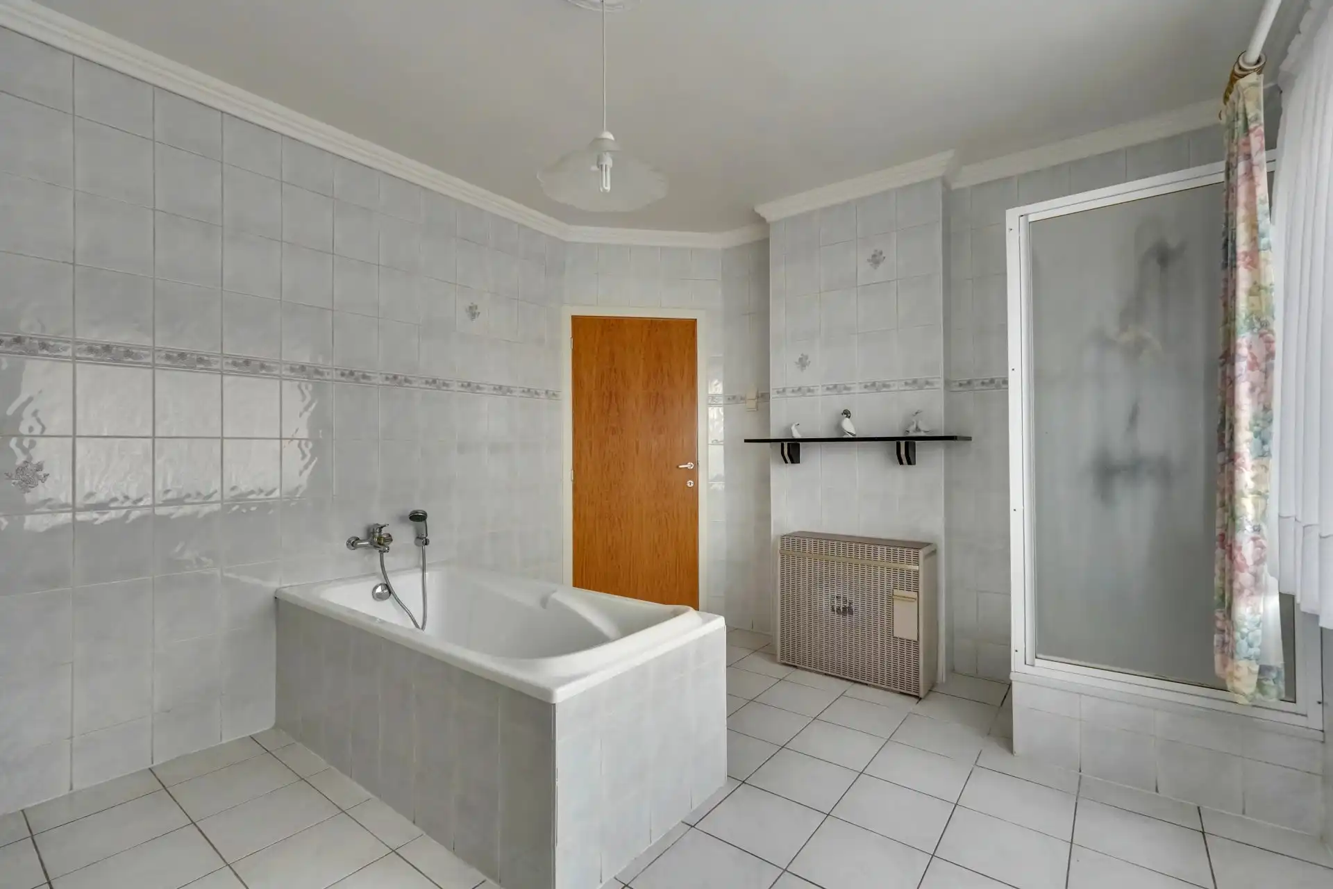 Charmante woning met 2 slaapkamers, garage én magazijn foto 12